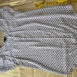Ann Taylor White and Gray Ruffled Cap Sleeve Blouse